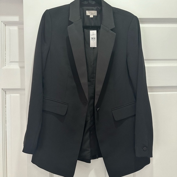 Loft Tuxedo Blazer - Picture 2 of 4